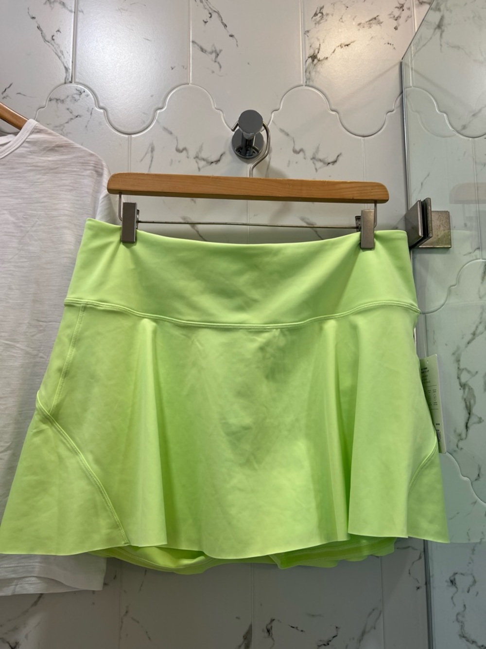 ATHLETA NWT SKORT/ TEE TENNIS / PICKLEBALL OUTFIT - Picture 4 of 10